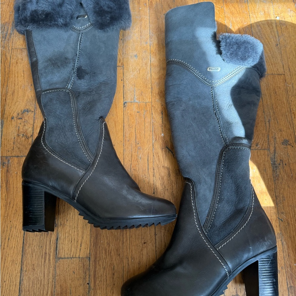 Pajar Dark Gray Heeled Boots with Fur Accent